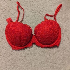 Victoria's Secret Vibrant Red Lace Bra